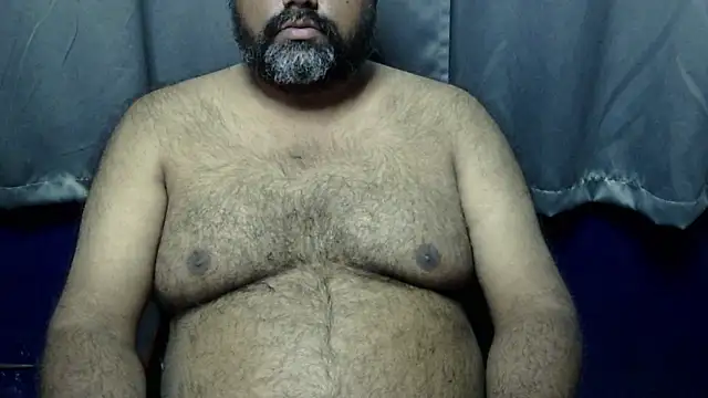 hairysubcub 70 online show from December 5, 2025, 4:55 am
