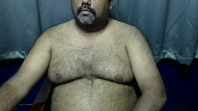 Snapshot of hairysubcub_70 chatting on February 14, 2026, 4:18 pm hairysubcub 70 online show from February 14, 2026, 4:18 pm