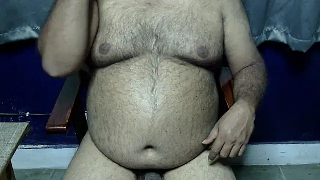 Snapshot of hairysubcub_70 chatting on February 22, 2026, 6:53 pm hairysubcub 70 online show from February 22, 2026, 6:53 pm