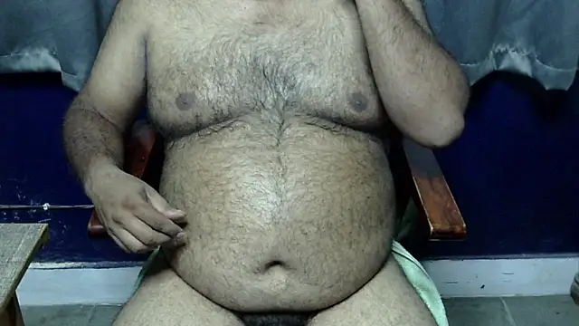 hairysubcub 70 online show from May 14, 2026, 4:26 pm