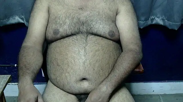 Snapshot of hairysubcub_70 chatting on December 22, 2025, 5:57 pm hairysubcub 70 online show from December 22, 2025, 5:57 pm