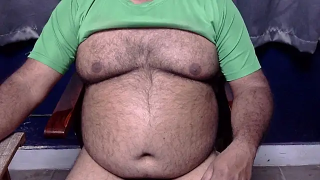 Snapshot of hairysubcub_70 chatting on February 20, 2026, 8:38 am hairysubcub 70 online show from February 20, 2026, 8:38 am