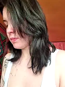 LazyTanukii online show from February 1, 2026, 2:54 am