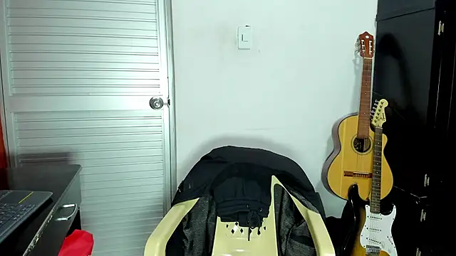 VincentSavage online show from April 18, 2026, 7:07 pm