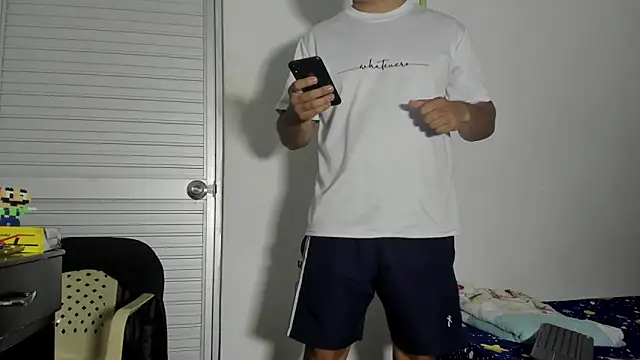 VincentSavage online show from January 12, 2026, 2:51 am