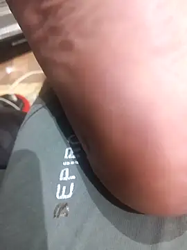 Snapshot of Queen_sousou chatting on February 19, 2025, 2:44 am Queen sousou online show from February 19, 2025, 2:44 am