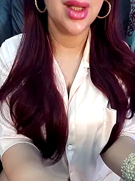 Snapshot of Queen_sousou chatting on February 23, 2025, 9:11 am Queen sousou online show from February 23, 2025, 9:11 am