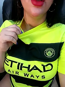 Snapshot of Queen_sousou chatting on February 2, 2025, 9:34 pm Queen sousou online show from February 2, 2025, 9:34 pm