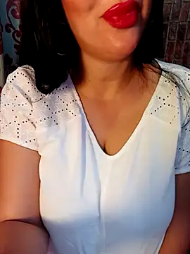 Snapshot of Queen_sousou chatting on September 10, 2025, 10:53 pm Queen sousou online show from September 10, 2025, 10:53 pm