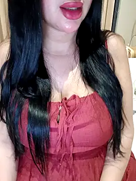 Snapshot of Queen_sousou chatting on April 19, 2026, 12:50 pm Queen sousou online show from April 19, 2026, 12:50 pm