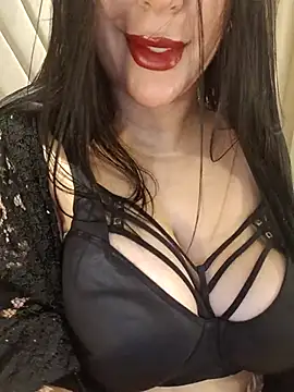 Snapshot of Queen_sousou chatting on January 10, 2026, 11:22 pm Queen sousou online show from January 10, 2026, 11:22 pm