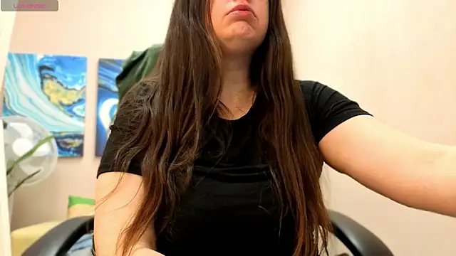 BattyMoll online show from December 4, 2025, 8:52 pm