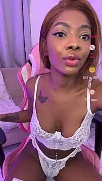 Snapshot of Vane_Rossee chatting on February 12, 2025, 2:14 am Vane Rossee online show from February 12, 2025, 2:14 am