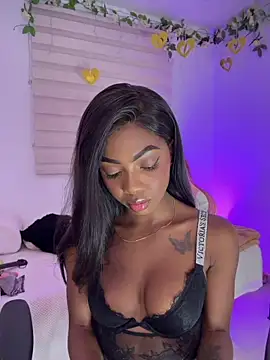 Snapshot of Vane_Rossee chatting on July 23, 2026, 12:46 am Vane Rossee online show from July 23, 2026, 12:46 am