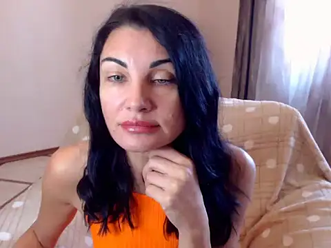 Snapshot of Karina8571 chatting on October 21, 2025, 9:41 am Karina8571 online show from October 21, 2025, 9:41 am