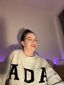 Snapshot of FemDom_RubyKnightXXO chatting on November 1, 2025, 5:18 pm FemDom RubyKnightXXO online show from November 1, 2025, 5:18 pm