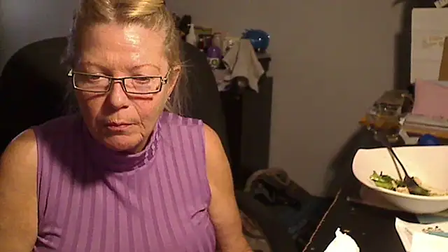 Snapshot of XTRAHORNYONE chatting on March 14, 2025, 1:05 am XTRAHORNYONE online show from March 14, 2025, 1:05 am