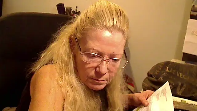 Snapshot of XTRAHORNYONE chatting on February 1, 2025, 2:47 am XTRAHORNYONE online show from February 1, 2025, 2:47 am