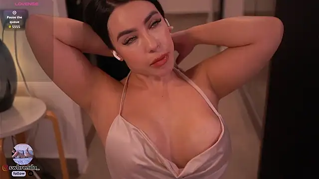 clarissegarcia online show from September 11, 2025, 2:11 am