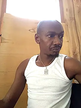 RinsingWood84 online show from March 19, 2025, 8:32 pm