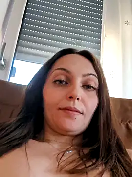 Snapshot of Katze22 chatting on July 12, 2026, 11:11 am Katze22 online show from July 12, 2026, 11:11 am