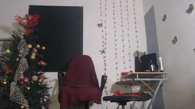 sharom smith1 online show from December 23, 2025, 4:45 am