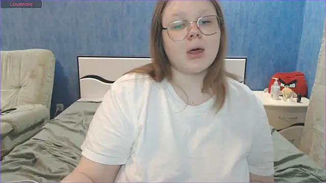 Touch me more please online show from March 10, 2025, 1:54 pm