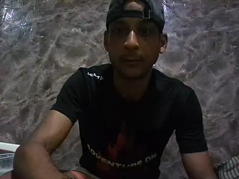 Snapshot of domigoodguy chatting on September 19, 2025, 10:25 pm domigoodguy online show from September 19, 2025, 10:25 pm