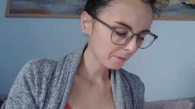 cleophee online show from November 15, 2025, 7:56 am