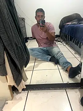 Snapshot of Darkdickhard chatting on October 2, 2025, 5:05 pm Darkdickhard online show from October 2, 2025, 5:05 pm