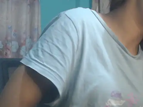 Snapshot of NancyRuvi chatting on March 15, 2026, 5:20 pm NancyRuvi online show from March 15, 2026, 5:20 pm