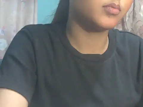 Snapshot of NancyRuvi chatting on March 19, 2026, 4:40 pm NancyRuvi online show from March 19, 2026, 4:40 pm