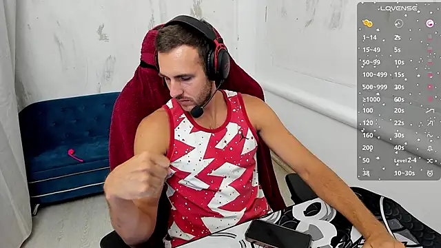 Snapshot of Raamoss chatting on March 13, 2025, 9:16 pm Raamoss online show from March 13, 2025, 9:16 pm