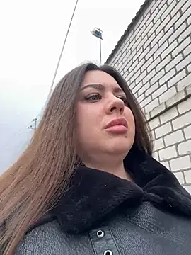 Snapshot of Sara_Slow chatting on January 24, 2025, 10:32 am Sara Slow online show from January 24, 2025, 10:32 am