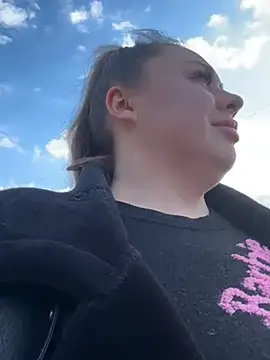 Snapshot of Sara_Slow chatting on February 19, 2025, 1:39 pm Sara Slow online show from February 19, 2025, 1:39 pm