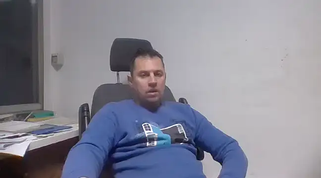 rabyto2 online show from March 2, 2025, 4:47 pm