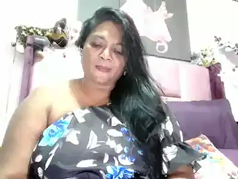 Snapshot of IndianDelia chatting on April 28, 2026, 7:07 pm IndianDelia online show from April 28, 2026, 7:07 pm