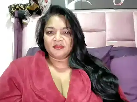 Snapshot of IndianDelia chatting on May 1, 2026, 3:55 am IndianDelia online show from May 1, 2026, 3:55 am