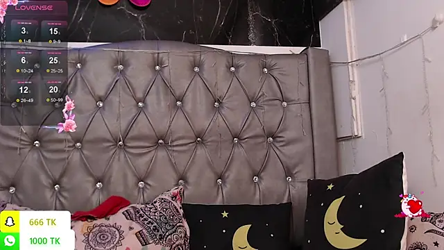 Snapshot of LAILAGUMMY chatting on April 7, 2026, 2:08 pm LAILAGUMMY online show from April 7, 2026, 2:08 pm