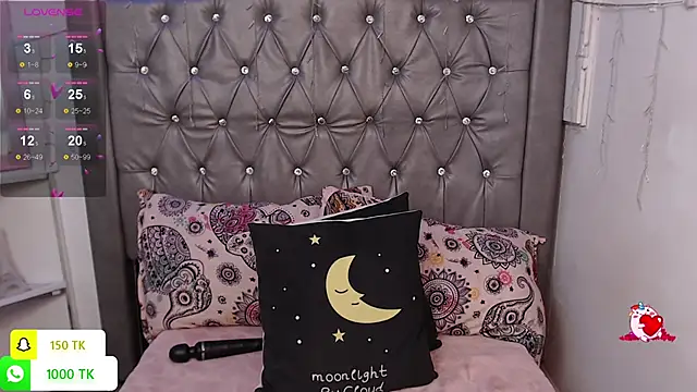 LAILAGUMMY online show from November 27, 2025, 2:06 pm