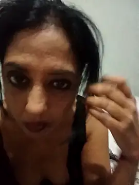 Mahi4luv online show from March 25, 2026, 10:30 pm