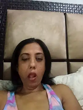Snapshot of Mahi4luv chatting on April 17, 2026, 10:56 pm Mahi4luv online show from April 17, 2026, 10:56 pm