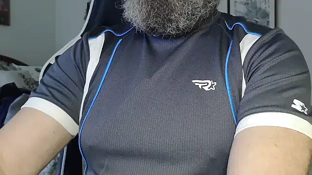 Snapshot of usdirtymikee9 chatting on December 4, 2025, 6:40 pm usdirtymikee9 online show from December 4, 2025, 6:40 pm