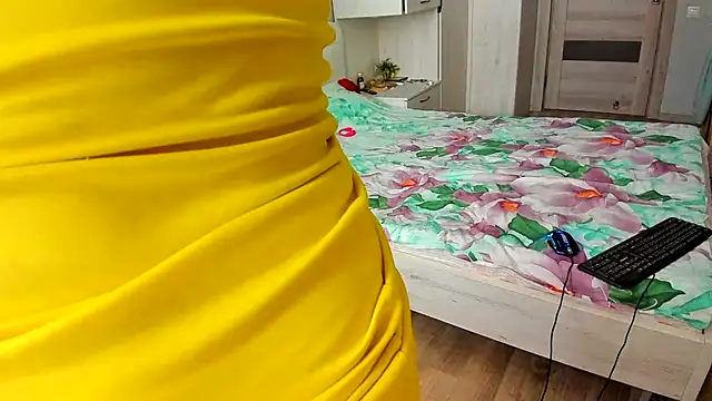 DUSSY PUSSY online show from May 15, 2026, 3:59 am