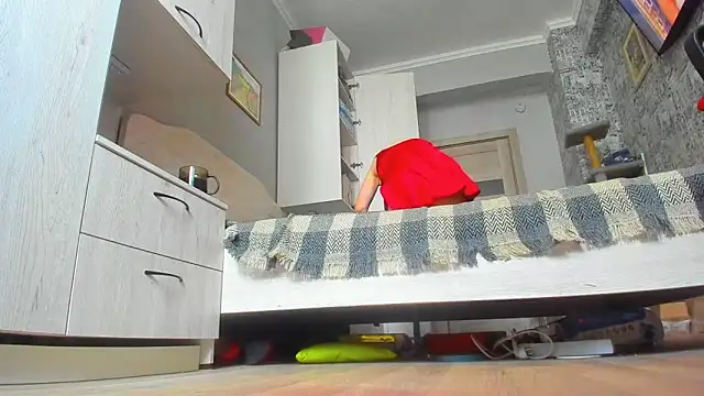 DUSSY PUSSY online show from September 23, 2025, 5:03 am