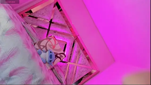 Snapshot of anapuala_sexxx chatting on March 1, 2026, 4:01 am anapuala sexxx online show from March 1, 2026, 4:01 am