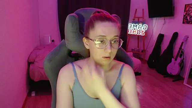 Snapshot of AnabelFrel chatting on January 12, 2025, 12:49 am AnabelFrel online show from January 12, 2025, 12:49 am