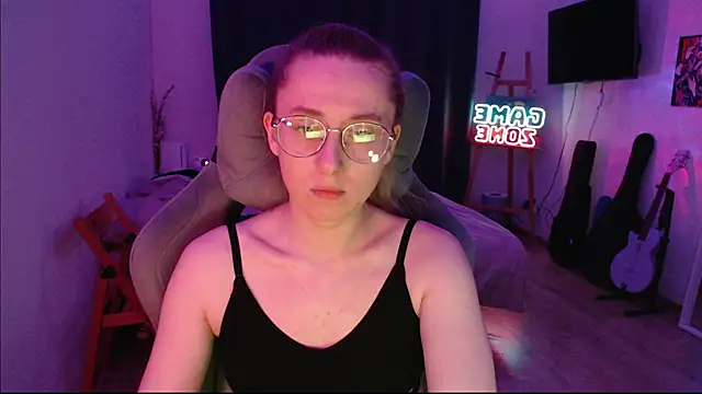 Snapshot of AnabelFrel chatting on February 23, 2025, 12:51 am AnabelFrel online show from February 23, 2025, 12:51 am