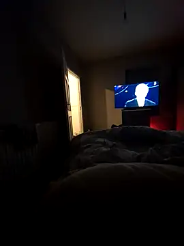 elenaUK online show from December 26, 2024, 4:36 pm