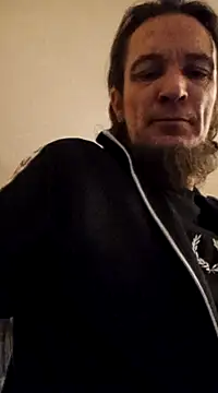 Snapshot of BunnyandClydeDk chatting on March 10, 2025, 10:24 pm BunnyandClydeDk online show from March 10, 2025, 10:24 pm